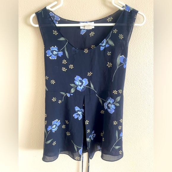 Forever 21 Vintage Navy Blue Floral Sleeveless Top size Large - Picture 1 of 2